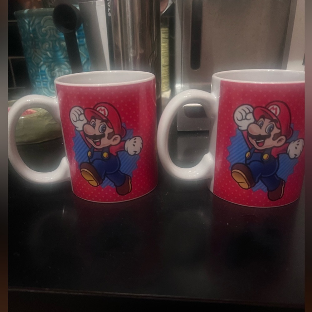 Mario Luigi Yoshi Mugs, Set of Two, new without packaging!